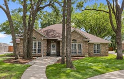 3108 Deerfield Drive, Denton, TX 76208