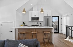 14 Hamlet, Somerville, MA 02143