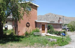 348 N Idaho Avenue, Arco, ID 83213