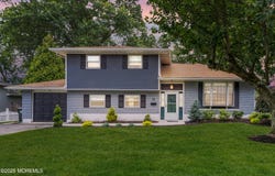 24 Willow Brook Road, Freehold, NJ 07728