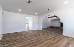 1550 W WILLOW Avenue, Phoenix, AZ 85029