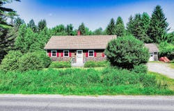 221 Lincolnville Avenue, Belfast, ME 04915