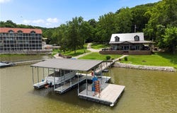 43 Sandy Beach Loop, Camdenton, MO 65020