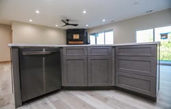 2708 Oakwood Lane, Aberdeen, SD 57401