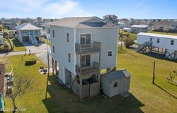 8014 8th Street, Surf City, NC 28445