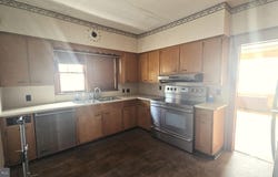 101 N BROADWAY, PENNSVILLE, NJ 08070