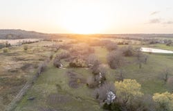 000 E 1295 Road, McCurtain, OK 74944