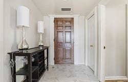2121 S Yorktown Avenue, Tulsa, OK 74114