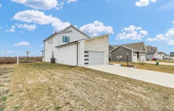 507 Harpers Ferry, Savoy, IL 61874