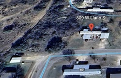 809 W Llano Streets, Llano, TX 78643