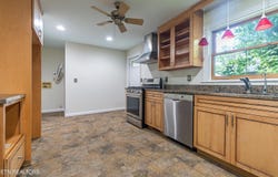 128 Orchard Lane, Oak Ridge, TN 37830