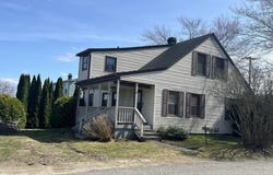 149 Lake St, Webster, MA 01570