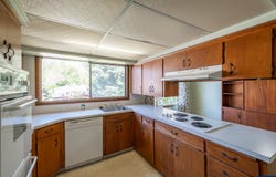 495 Carlson Dr, Lebanon, OR 97355