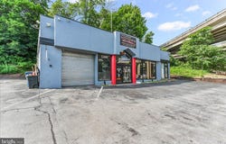 828 MATSONFORD ROAD, WEST CONSHOHOCKEN, PA 19428