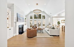 22 Country Club Lane, Mashpee, MA 02649
