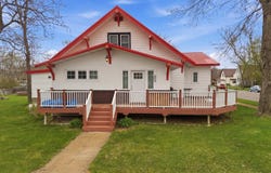 315 E 4th Avenue, Groton, SD 57445