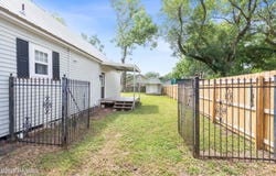 414 E 9th Street, Crowley, LA 70526