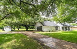 519 S Pearl Street, Kemp, TX 75143