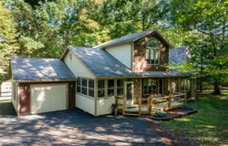 19 White Oak Drive, Jim Thorpe, PA 18229