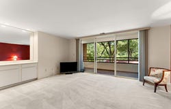 910 Ridge Road, Munster, IN 46321