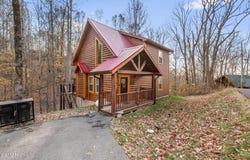 2441 Cedar Pass, Sevierville, TN 37876