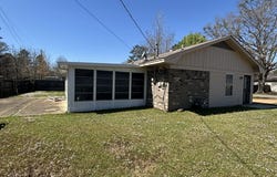 1510 Vine St., Amory, MS 38821