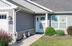 5 Willow Lane, Highland, IL 62249
