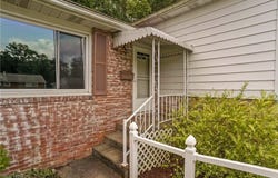 1132 Clearmount Avenue SE, North Canton, OH 44720