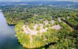 28 Estes  DR, Bella Vista, AR 72715