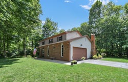 13892 Woodsedge Court, Pickerington, OH 43147