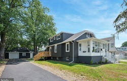 832 N OAKLAND AVENUE, RUNNEMEDE, NJ 08078