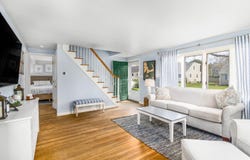 2 Montauk Street, Teaticket, MA 02536