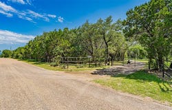 1982 County Road 2140, Iredell, TX 76649