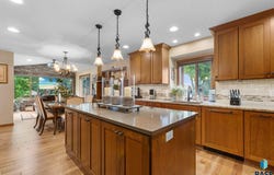 3738 E Fox Run Pl, Sioux Falls, SD 57103