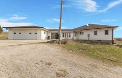 1935 110th St, Massena, IA 50853