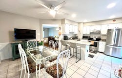 6904 COMPTON LANE, CENTREVILLE, VA 20121