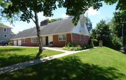 106 S Main, ELIZABETH, IL 61028