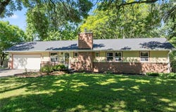 2248 Windsor Lake Drive, Minnetonka, MN 55305