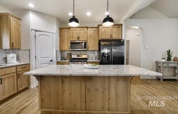 719 E Avenue J, Jerome, ID 83338-3264