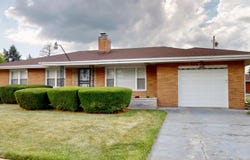 5554 Jackson Street, Merrillville, IN 46410