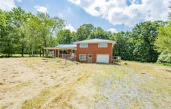 106 Morris Rd, Washington Twp, PA 16050