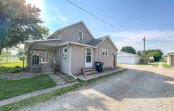 407 W Market Street, New Sharon, IA 50207