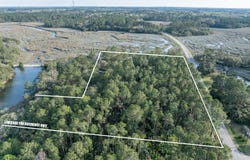 174 Polowana Road, St. Helena Island, SC 29920