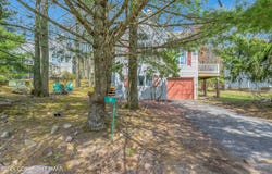 9 Rockspring Court, Lake Harmony, PA 18624