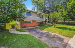 404 HULL PLACE, ROCKVILLE, MD 20852