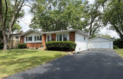604 E Cedar Lane, Mount Prospect, IL 60056