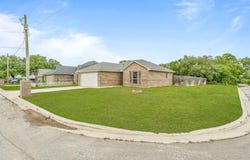 904 King Street, Weatherford, TX 76086