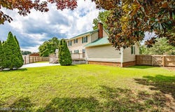 203 Sweetbriar Lane, Havelock, NC 28532