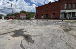 503 Main St, Oliver Springs, TN 37840