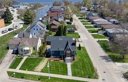 27500 Jefferson Avenue, St. Clair Shores, MI 48081